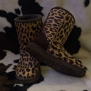 UGG Leopard Print Winter Boots - Brown and Black